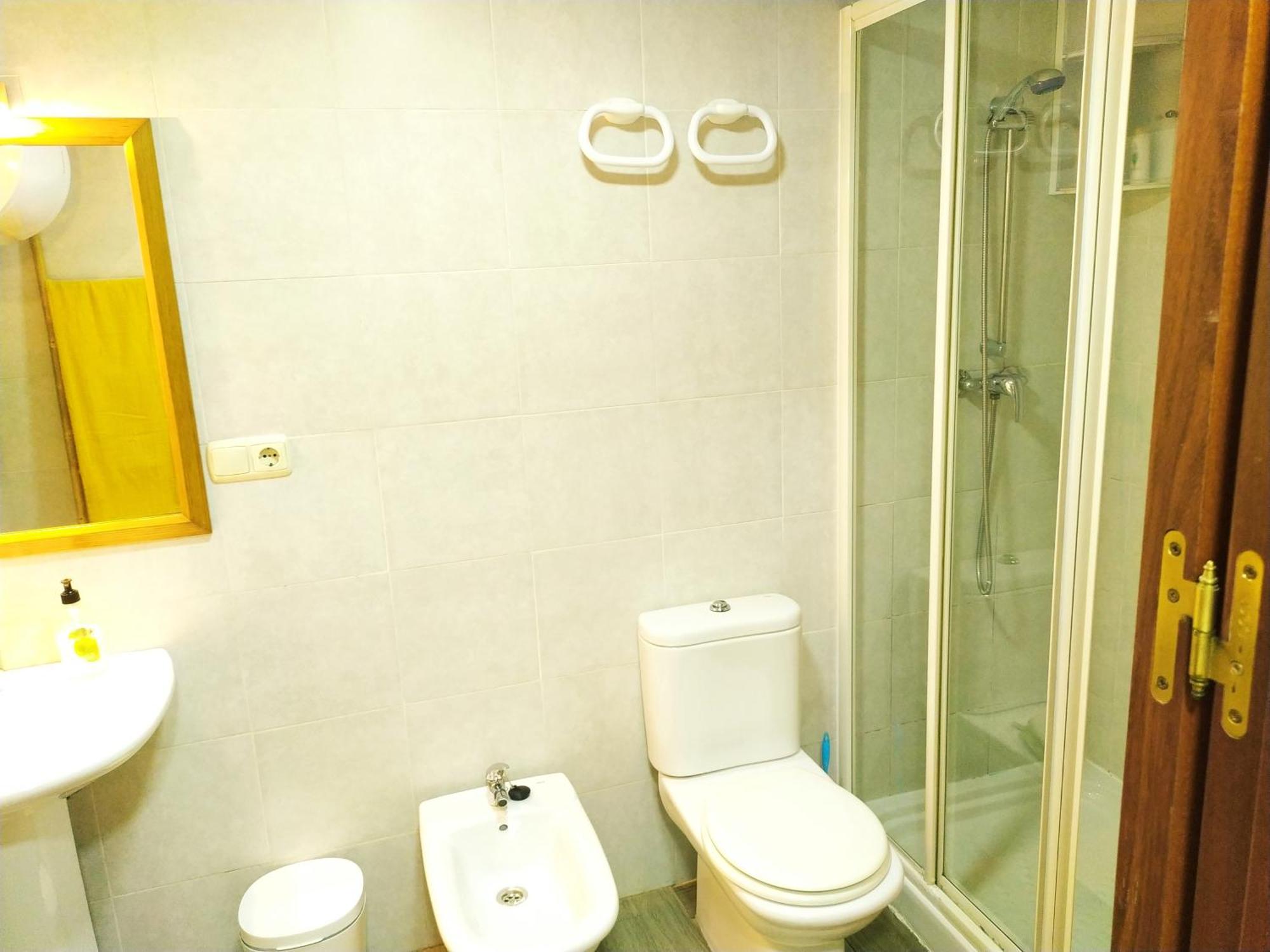 Malagueta Campos Eliseos Apartament Malaga